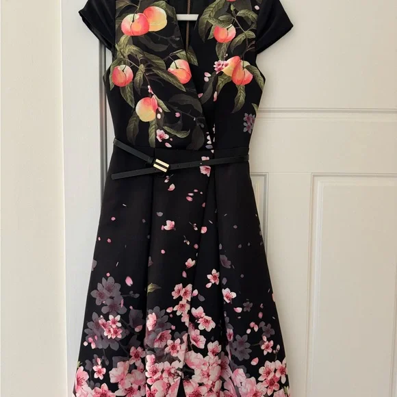 rose corset dress Victoria Rose Corset Dress Pre-order / S main image 0